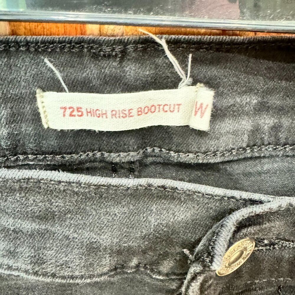 Womens Black Bootcut Levi Jeans